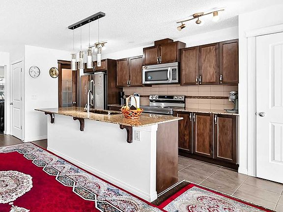 5th image of 55 E Skyview Ranch Ln NE