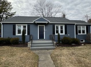 5454 Camp Meeting Rd, Center Valley, PA 18034