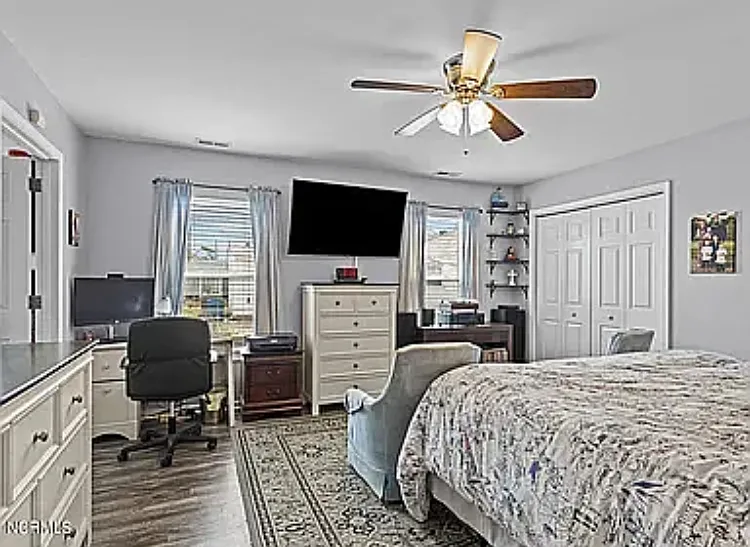 906 N Yaupon Ter — Photo 8
