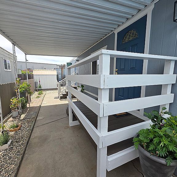 Listing photo 4