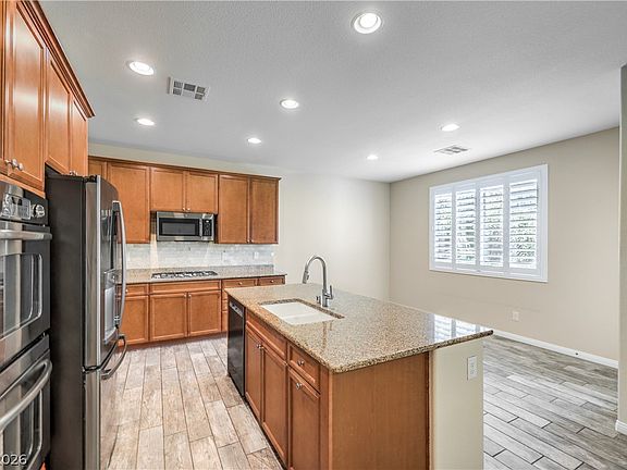 3rd image of 8213 Dragonfly Bush Ct