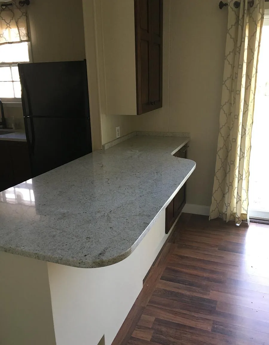 3 bed, 1.5 bath, 1500 sqft, $2,750 — Photo 4