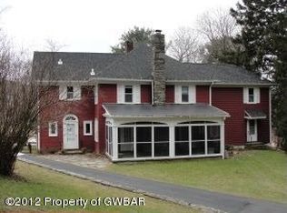 300 Conyngham Dr, Shavertown, PA 18708