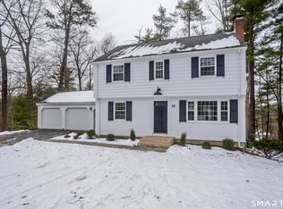 49 Carver Circle, Simsbury, CT 06070