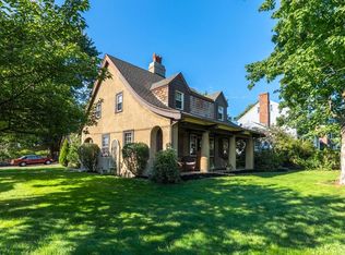 320 Brook Rd, Milton, MA 02186