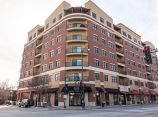 4953 Oakton St Unit 704, Skokie, IL 60077