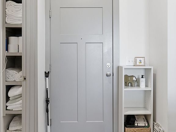 4th image of 1638 54th Ave N #310