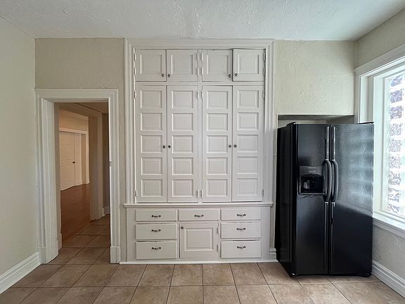 5th image of 6815 Thomas Blvd #1