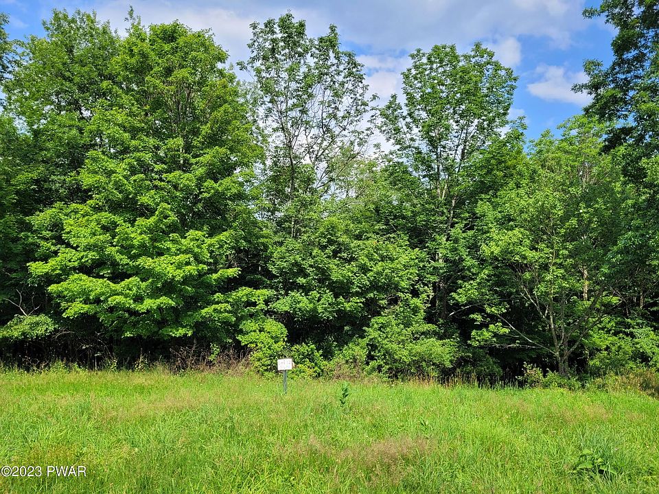 2nd image of 22 Summit View Ct