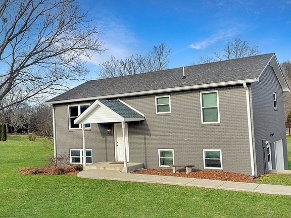 3rd image of 301 Wildlife Rd