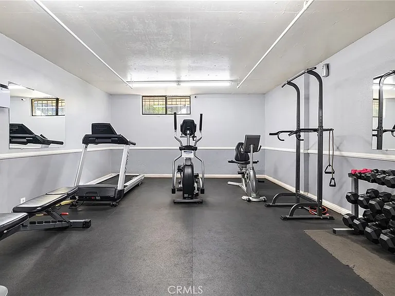 497 E California Blvd #119 — Photo 15