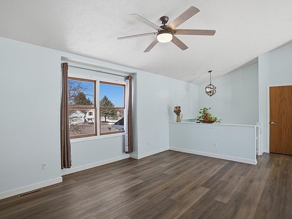 2nd image of 114 Galahad Ct SE