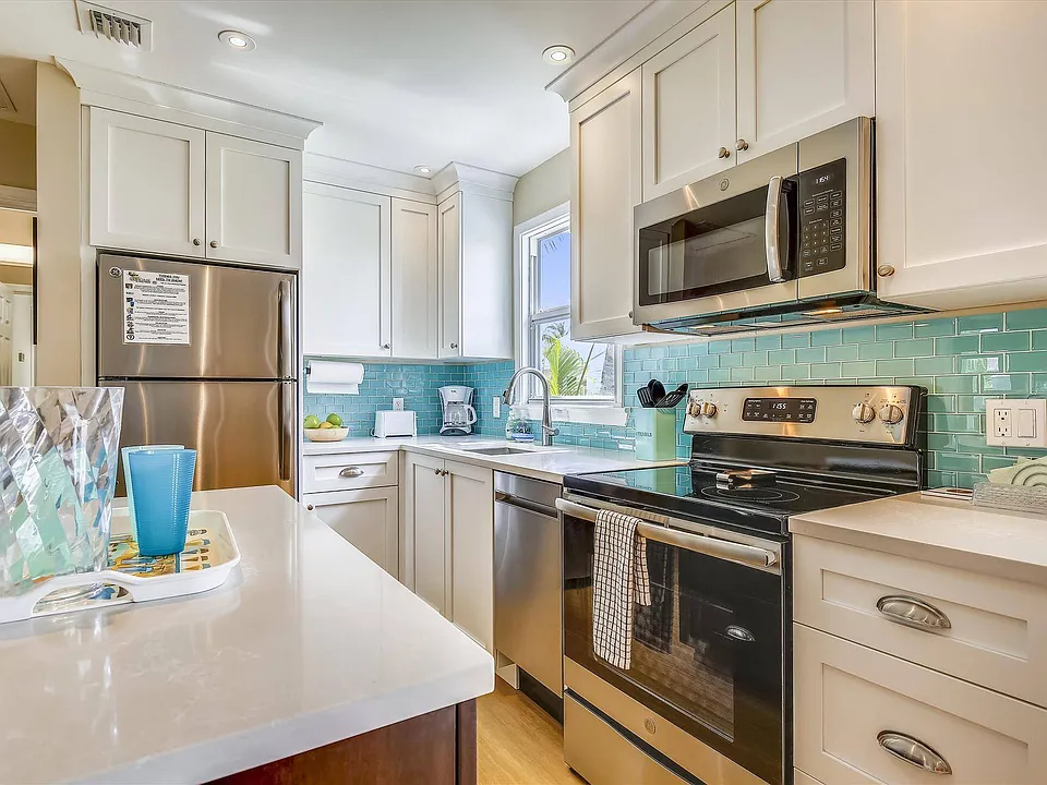 208-5 Southard St