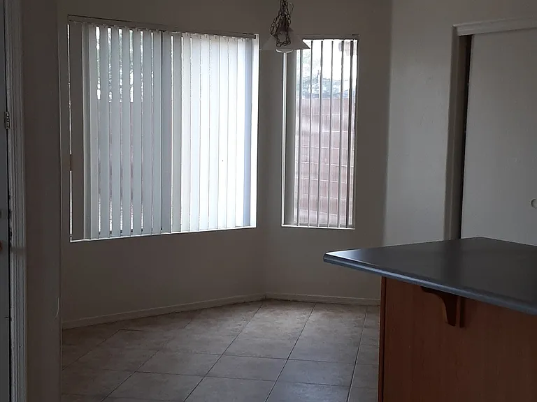 The kitchen dining area