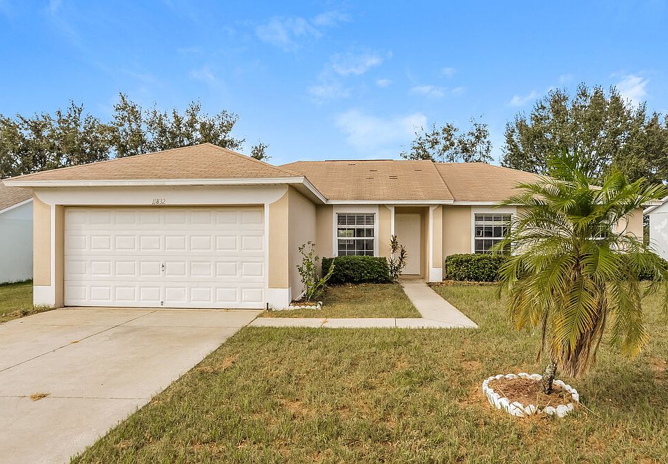 1st image of 11832 Foxglove Dr