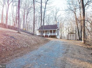 47 Freeze Rd, Linden, VA 22642