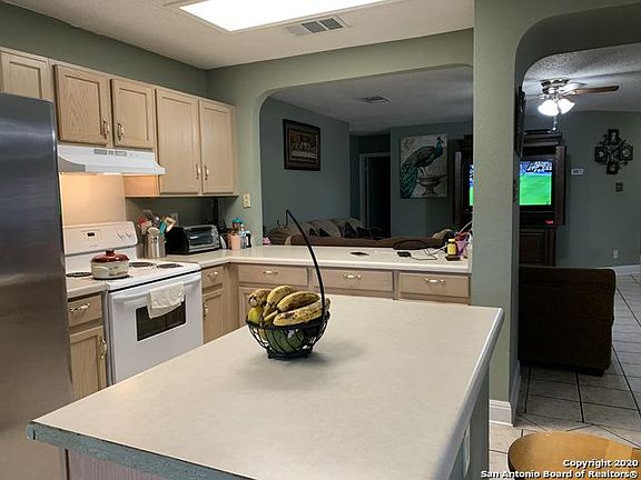 5th image of 6707 Beech Trail Dr