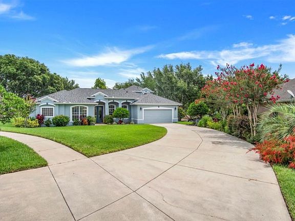 3rd image of 11418 Crystal View Ct