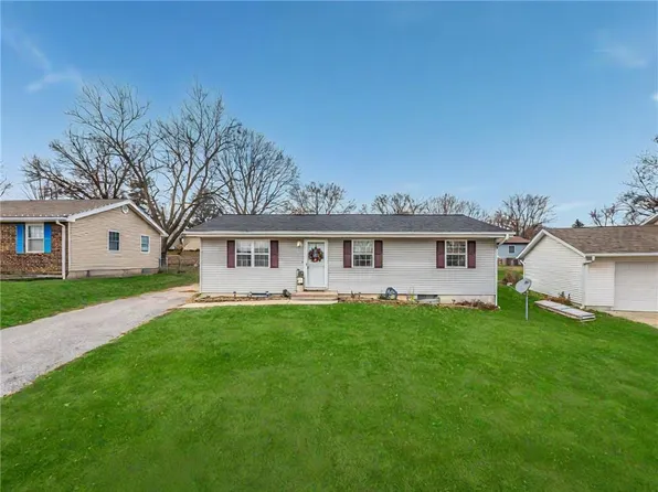 704 S Laura St, Maryville, MO 64468