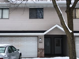 905 104th Ln NW, Coon Rapids, MN 55433