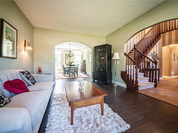 4th image of 30871 Sawgrass Ln