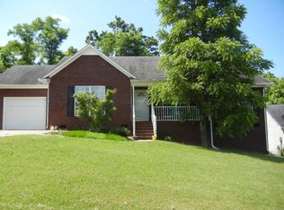 2723 Mollys Ct, Spring Hill, TN 37174