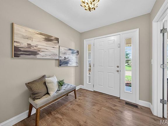 3rd image of 2203 Argonne Meadows Dr