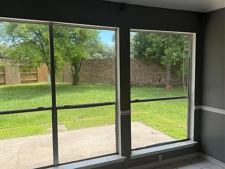 5322 Golden Stream Dr — Photo 12