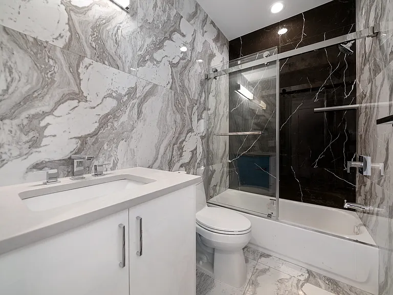 129 Rothwell Ave — Photo 19