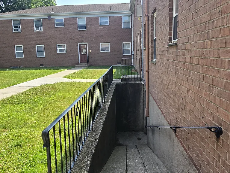 24 Rolling Ridge Rd #A — Photo 18