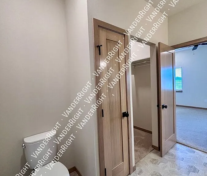 2521 E Cama Pl — Photo 15