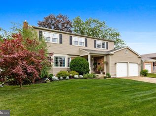 803 Charleston Rd, Mount Laurel, NJ 08054