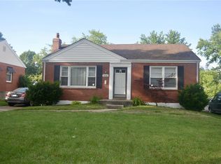 8132 Braddock Dr, Saint Louis, MO 63130
