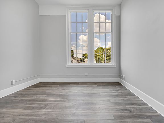 5th image of 315 2nd St