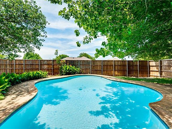 2nd image of 1507 La Paz Dr