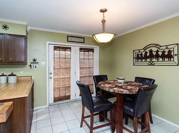 4th image of 8824 Glen Meadow Ln