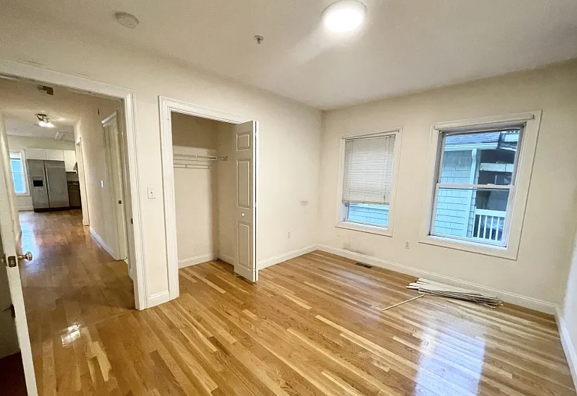4 bed, $4,875 — Photo 3