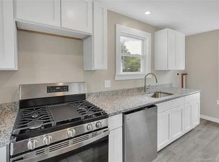 53 Mill St, Manchester, CT 06042