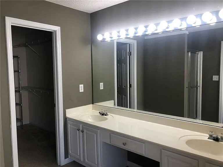5871 Haterleigh Dr — Photo 19