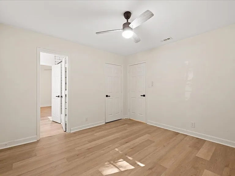 1801 Morehead Ave — Photo 17