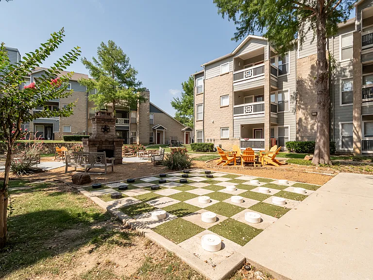 Western Station Apartments — Photo 7
