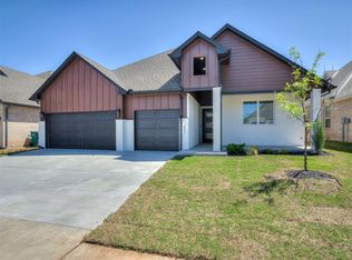 6404 NW 157th St, Edmond, OK 73013