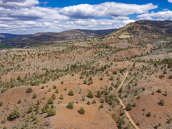 2nd image of 40845 Rudio Rd