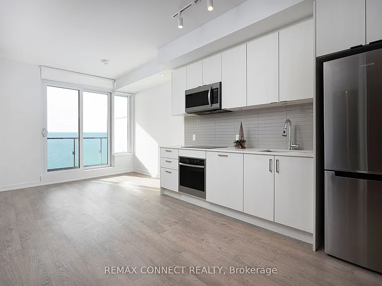 1926 Lake Shore Blvd W #2208 — Photo 2