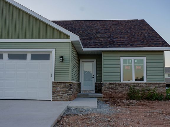 2nd image of 2670 Princeton Dr