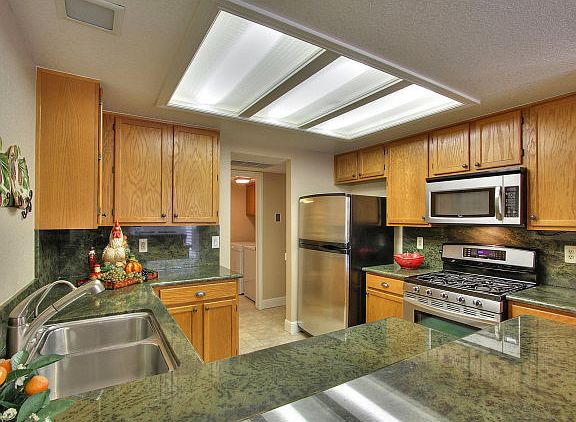 5th image of 86 Saddletree Ct
