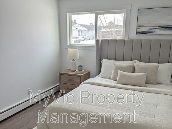 5th image of 4610 47th St