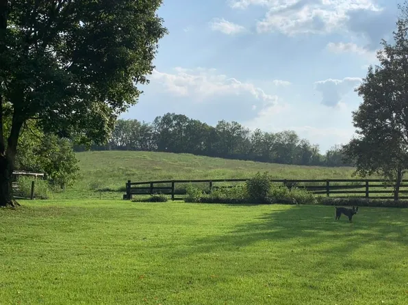 575 Chrisman Cir, Danville, KY 40422