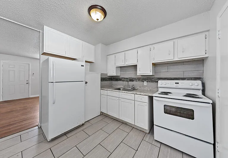 1531 Louisiana St #4 — Photo 8