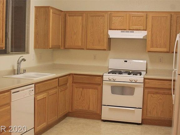 2nd image of 1291 Willow Village Ave